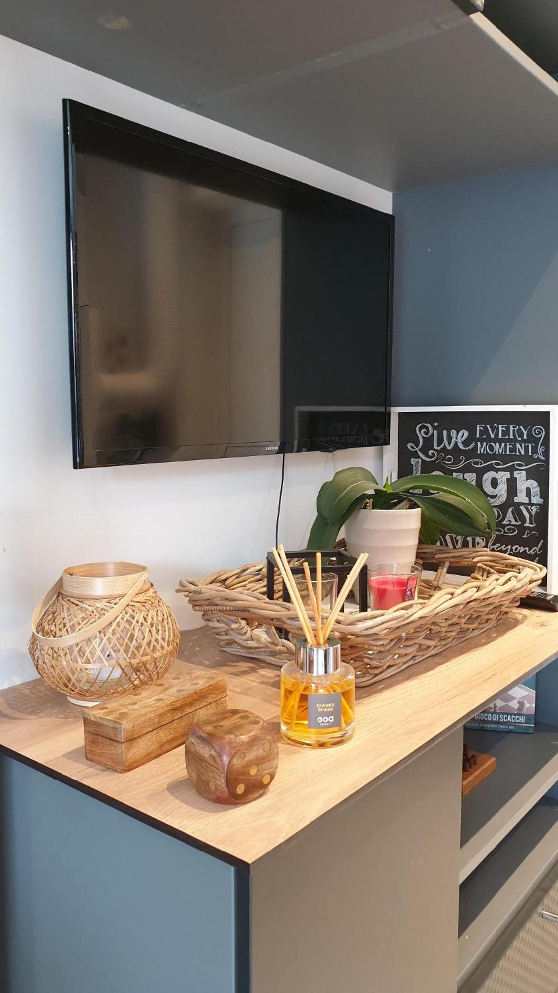 Gary Suite - Studio Cosy, Spa Et Jardin Privatif A 4 Min De Cambrai Awoingt 외부 사진