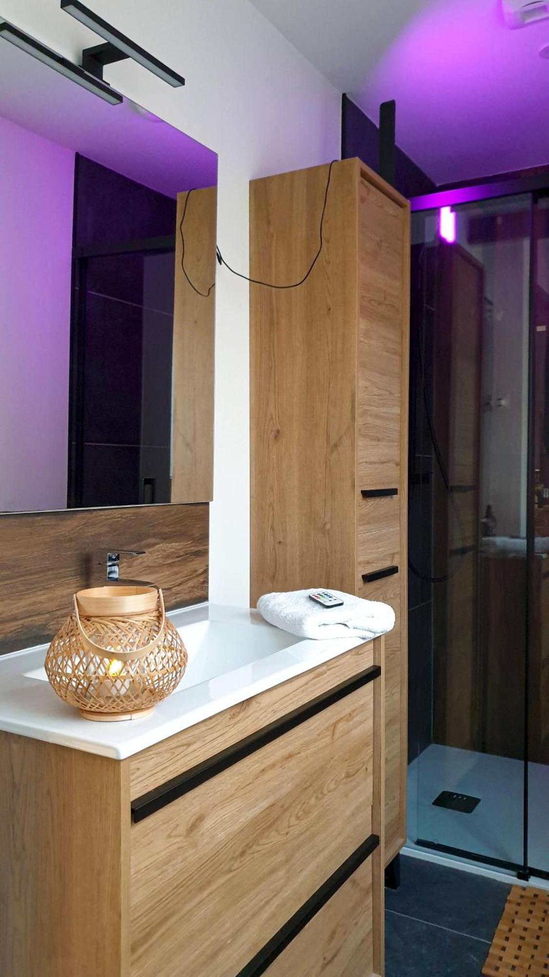 Gary Suite - Studio Cosy, Spa Et Jardin Privatif A 4 Min De Cambrai Awoingt 외부 사진
